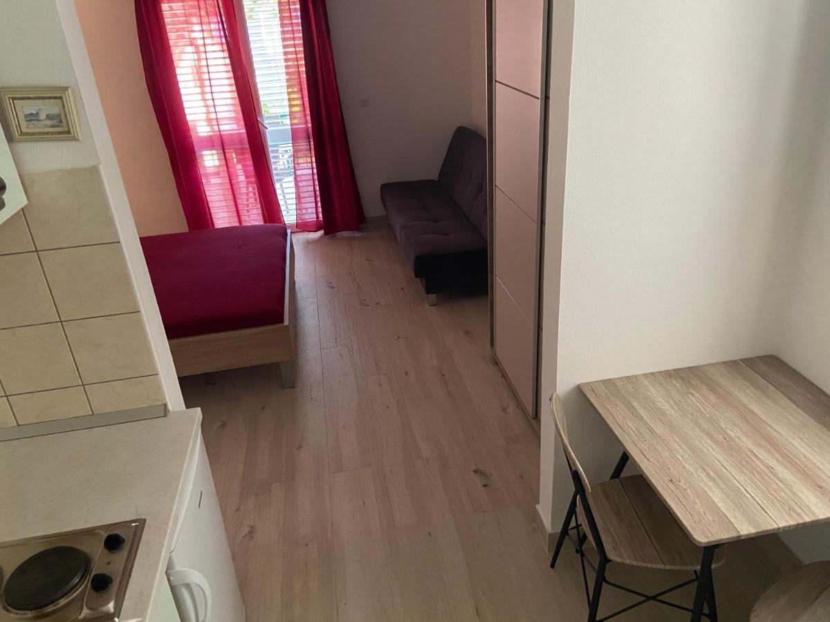 Apartmani Ortolio 维甘 外观 照片