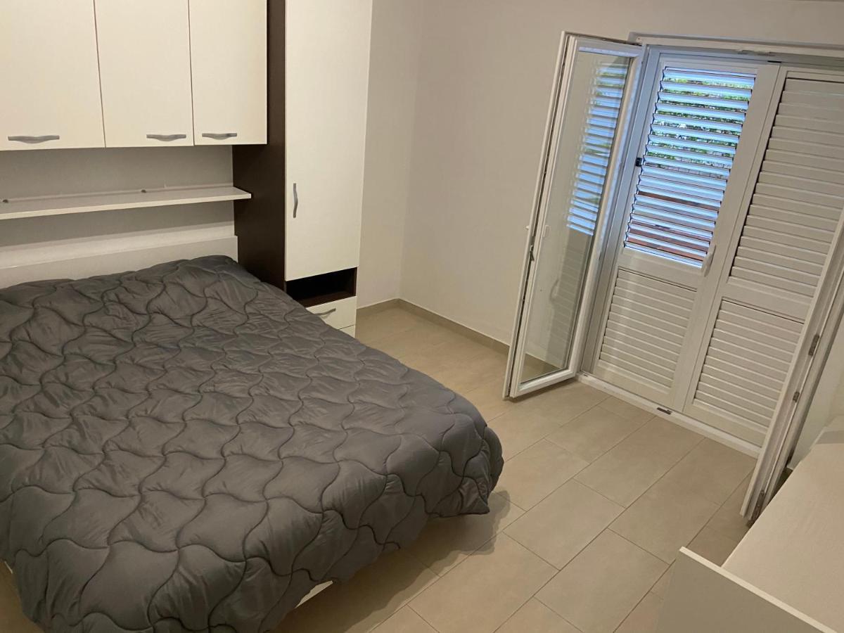Apartmani Ortolio 维甘 外观 照片