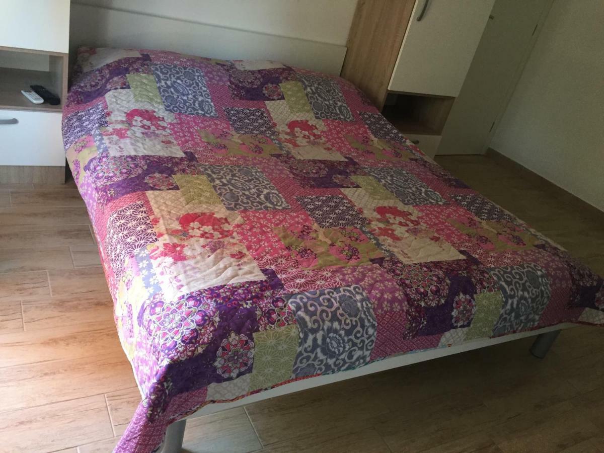Apartmani Ortolio 维甘 外观 照片