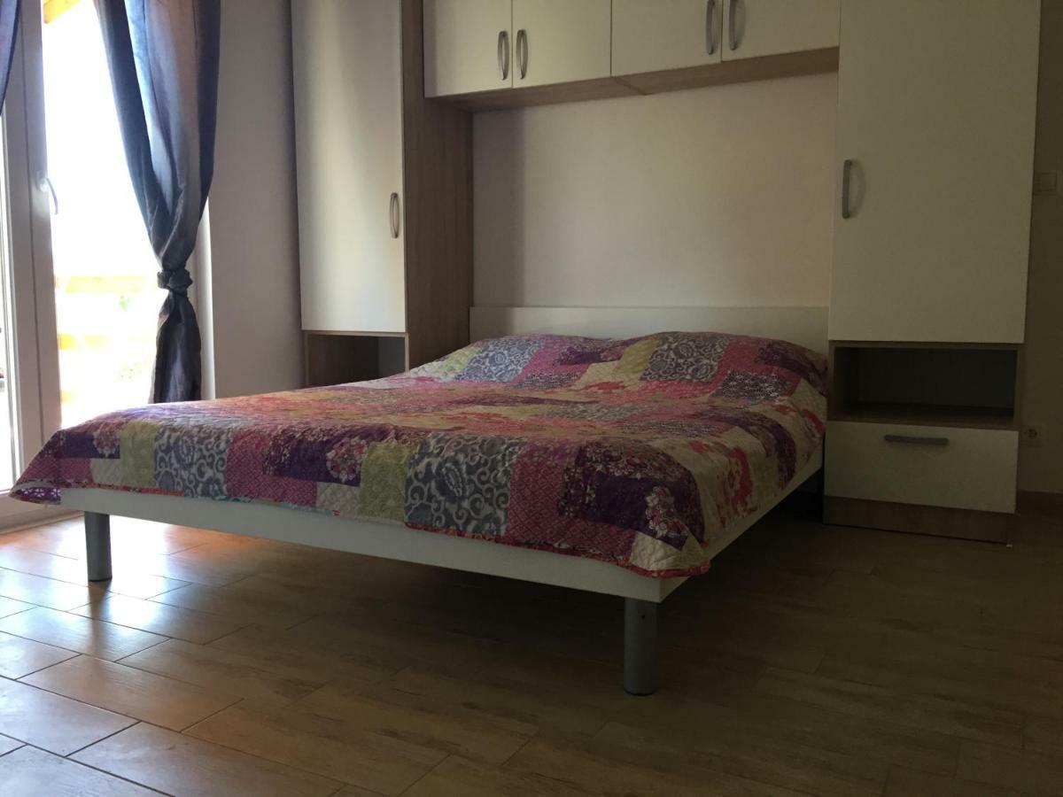 Apartmani Ortolio 维甘 外观 照片