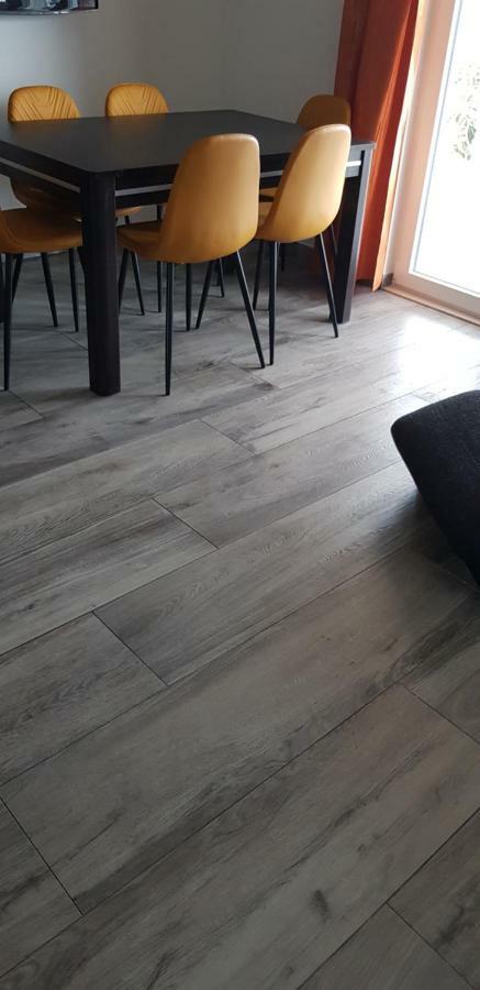 Apartmani Ortolio 维甘 外观 照片